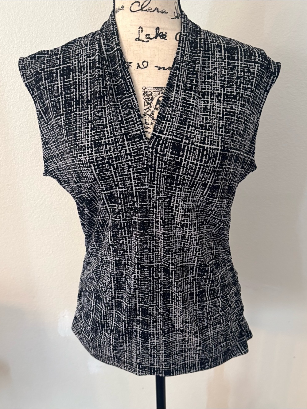 Covington Black and White V-Neck Sleeveless Camisole
